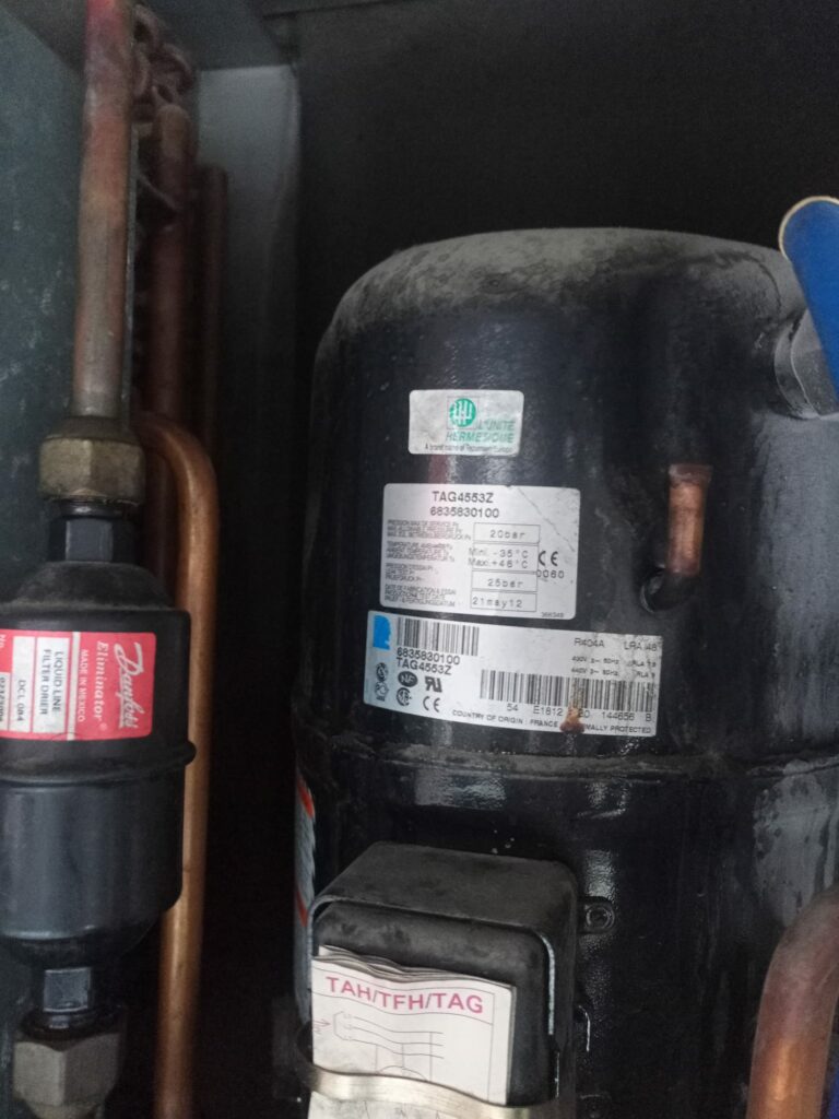 Başakşehir İkitelli Endüstriyel Chiller Su Soğutma Firması, Soğuk Hava Deposu Firması 0212 515 21 76 Teknik Servis Hizmetleri ,Soğuk Oda Bakımları Çiller Soğutma Cihazları Tamircisi,,Endüstriyel alanda soğutma veya soğutucu ekipmanları olarak Soğuk Hava Bakım Nasıl Yapılır Destek İçin Arayınız Chiller Soğutma Teknik Arıza Hizmetleri Veren Firmamız Size En Yakın Ekiple Hizmetinizde