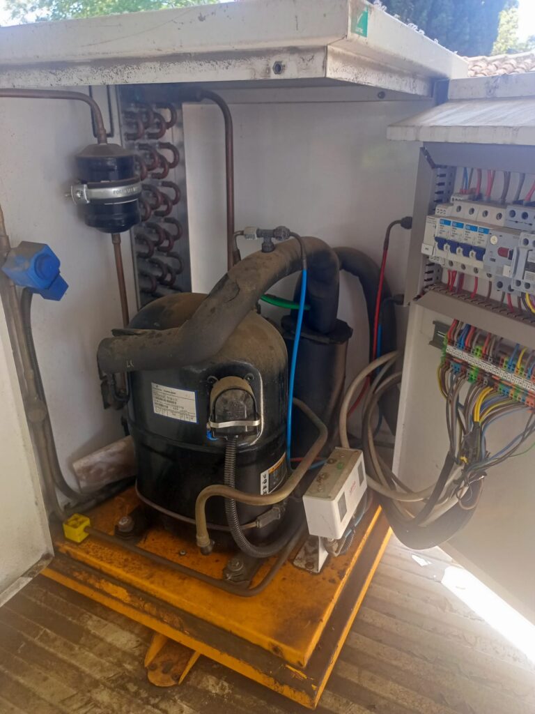 Beşiktaş Şişli Soğuk Hava Deposu Servisi, Alanında Uzman Buzhane Depo Bakımı Ekiplerle -18 Depo Arıza İçin 0212 515 21 76 Kağıthane Telefondan Bizler Ulaşınız Teknik Destek Hizmeti